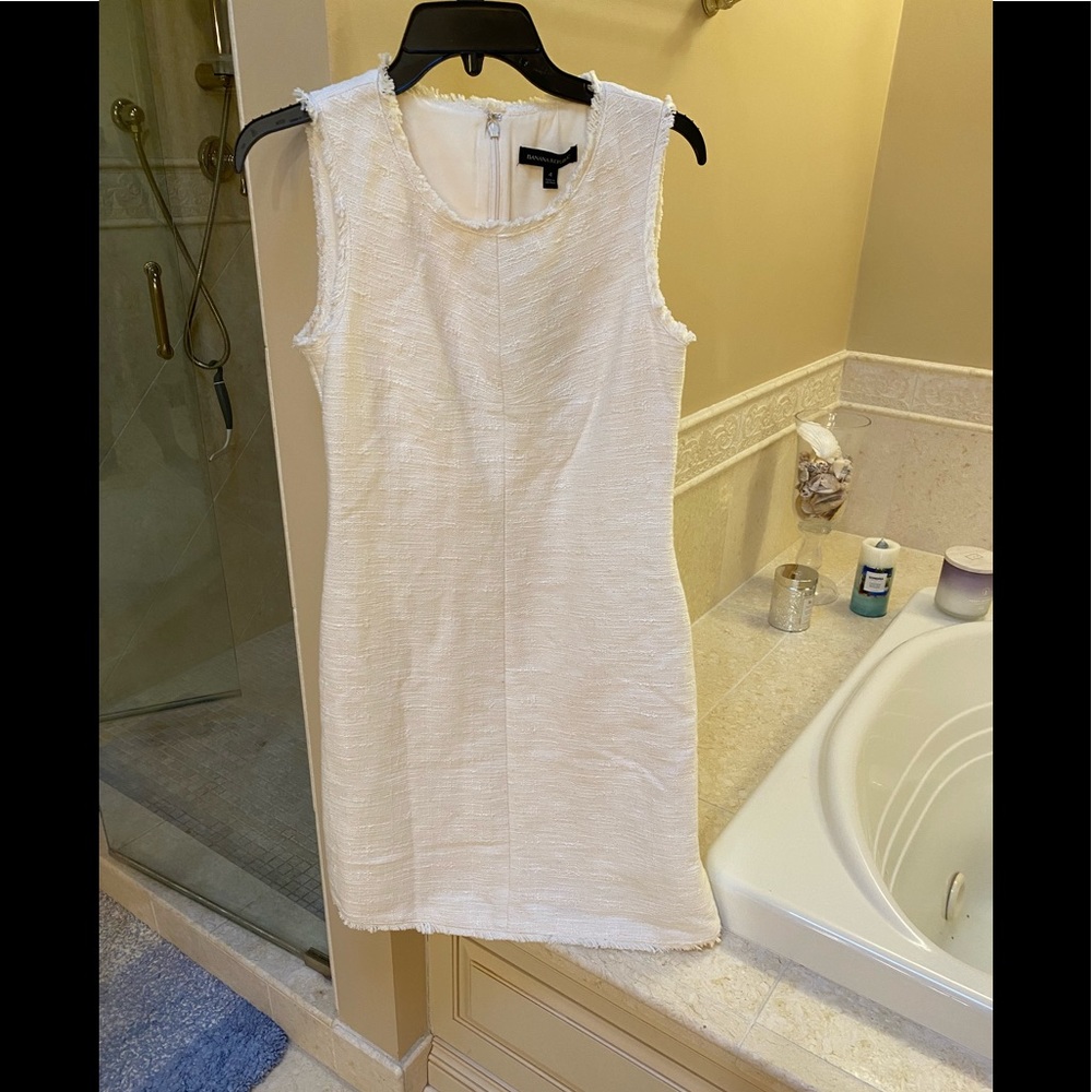 NWT Banana Republic Cream beautiful classic dress with pretty details 4 - Picture 16 of 17
